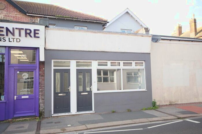 2 Bedroom Flat To Rent In Sedlescombe Road North, St. Leonards-On-Sea, TN37