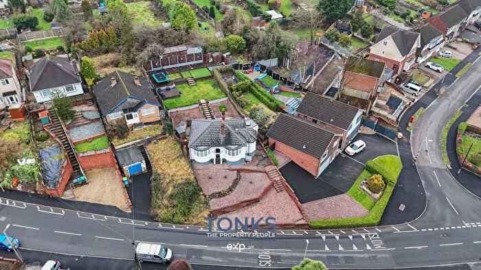 2 Bedroom Bungalow For Sale In Station Road, Cradley Heath, B64
