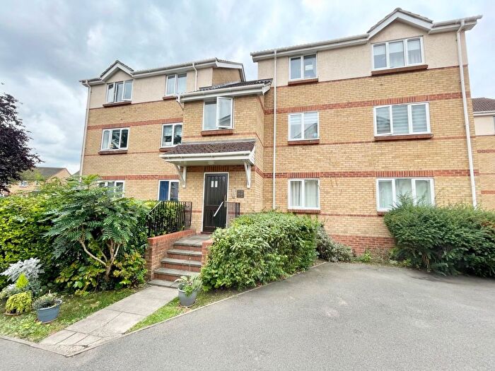 2 Bedroom Flat To Rent In Mead Court, Egham, Surrey, TW20