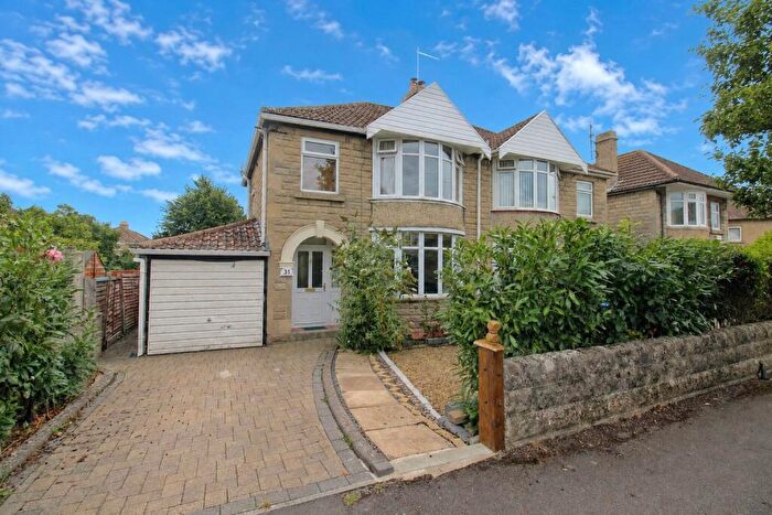 3 Bedroom Semi Detached House For Sale In The Croft, Trowbridge, BA14
