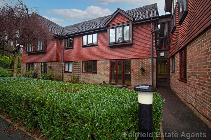 2 Bedroom Flat For Sale In Ransom Close, The Gables Ransom Close, WD19