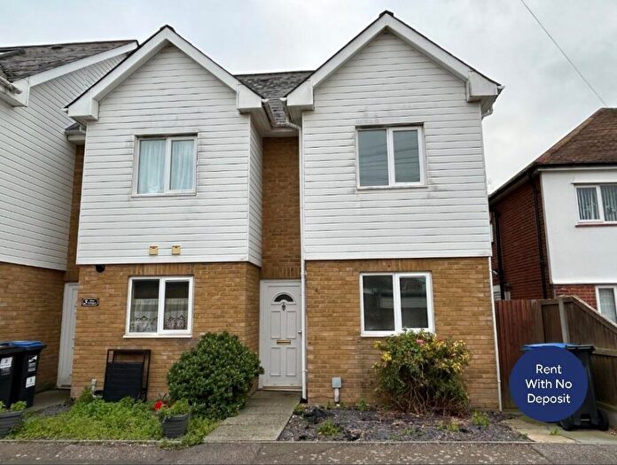 3 Bedroom Semi Detached House To Rent In Fir Tree Close, Ramsgate, Kent, CT11