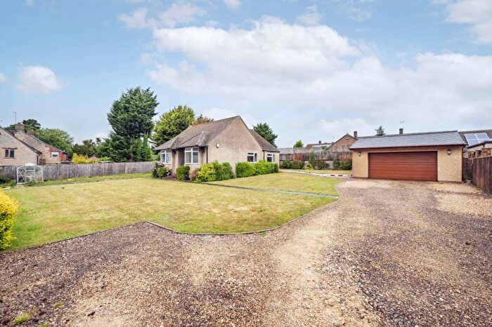 2 Bedroom Detached Bungalow For Sale In North Street, Middle Barton, OX7