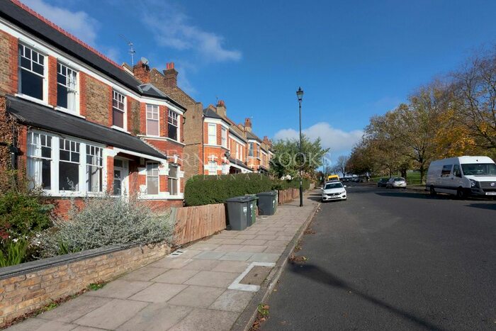 1 Bedroom Flat To Rent In Montague Avenue, Brockley, SE4