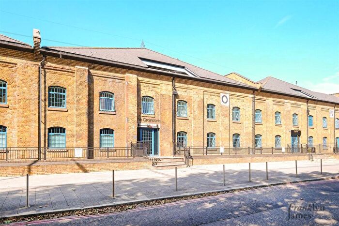 1 Bedroom Apartment To Rent In The Grainstore, Western Gateway, London, E16