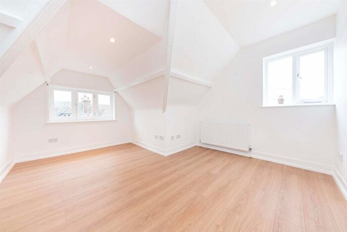 1 Bedroom Flat To Rent In Berkeley Road, Crouch End, N8