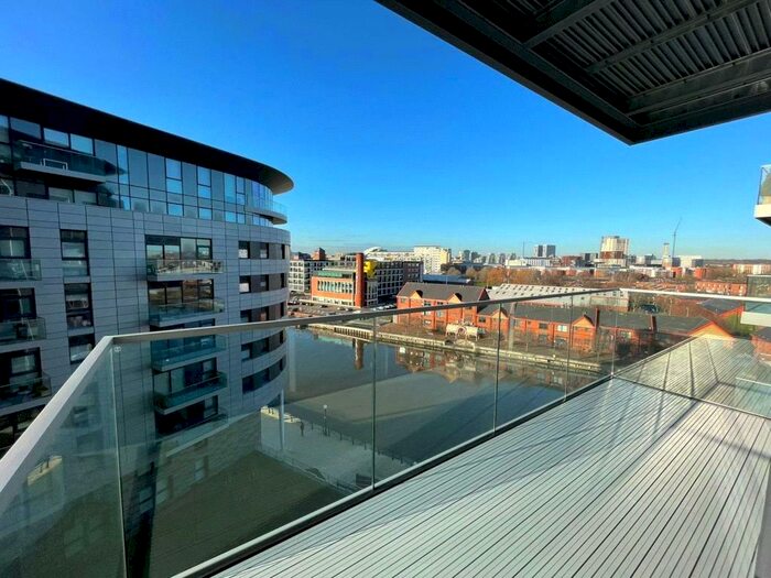 3 Bedroom Flat For Sale In Manchester Waters, Pomona Strand, Old