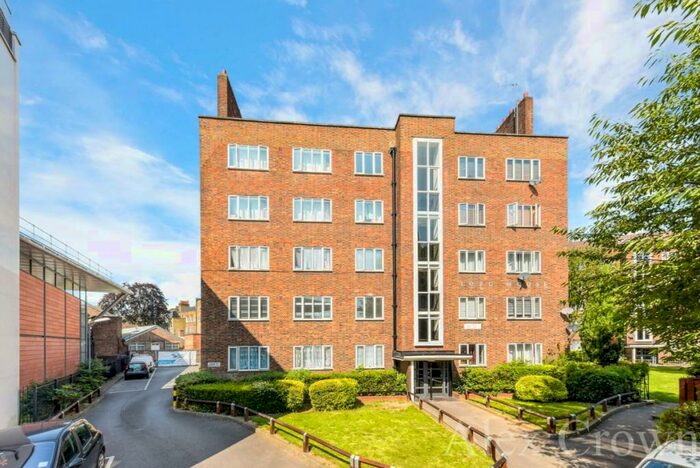 4 Bedroom Apartment To Rent In Lloyd House, Stoke Newington Church Street, Stoke Newington, N16