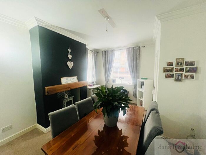 3 Bedroom End Of Terrace House For Sale In Buxton Road, Leek, Staffordshire, ST13