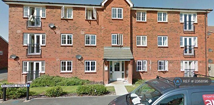 3 Bedroom Flat To Rent In Richards Street, Hatfield, AL10