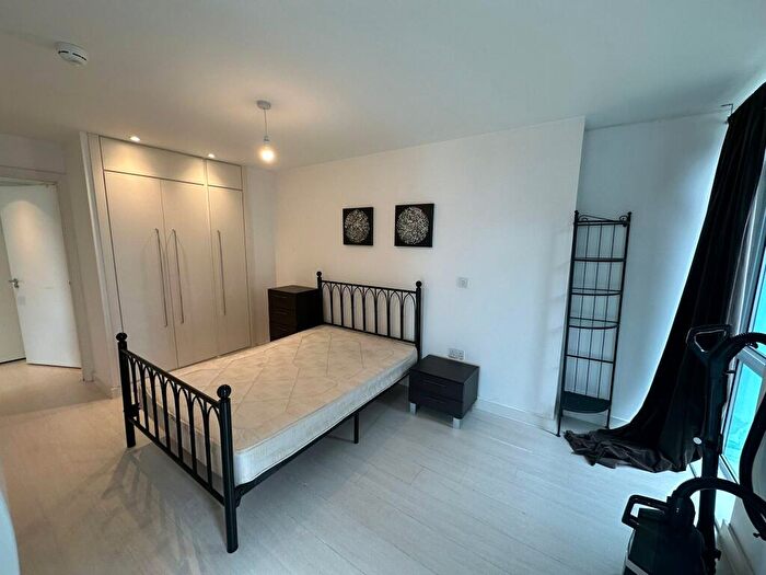1 Bedroom Property To Rent In Manor Mills Ingram Street, LS11