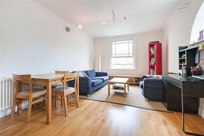 2 Bedroom Flat To Rent In Banyard Road, London, SE16
