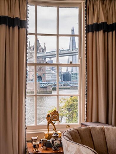 4 Bedroom Detached House For Sale In St Katharine By The Tower, London, E1W