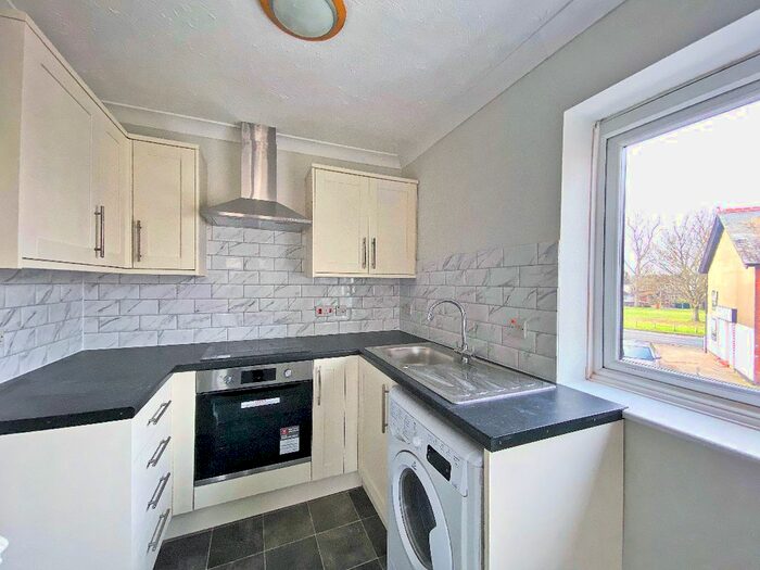 1 Bedroom Flat To Rent In Wharf Road, Frimley Green, Camberley, GU16