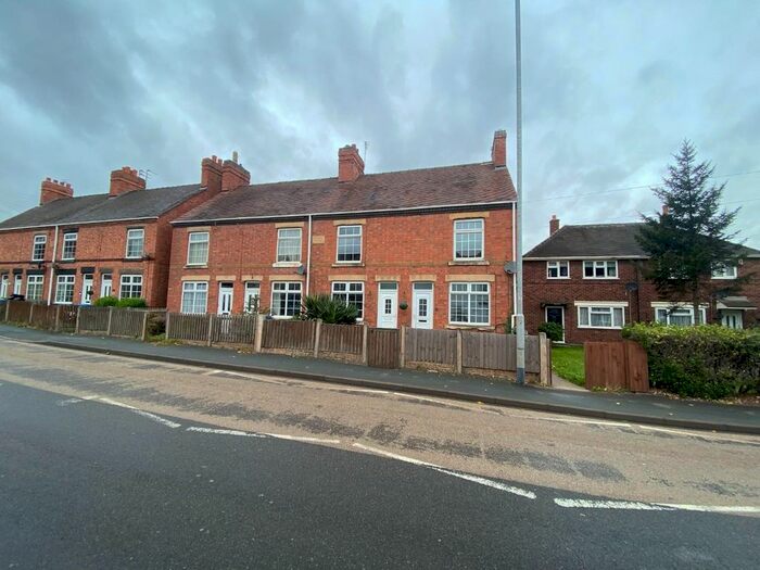 3 Bedroom Terraced House To Rent In High Street, Tamworth, Staffordshire, B77
