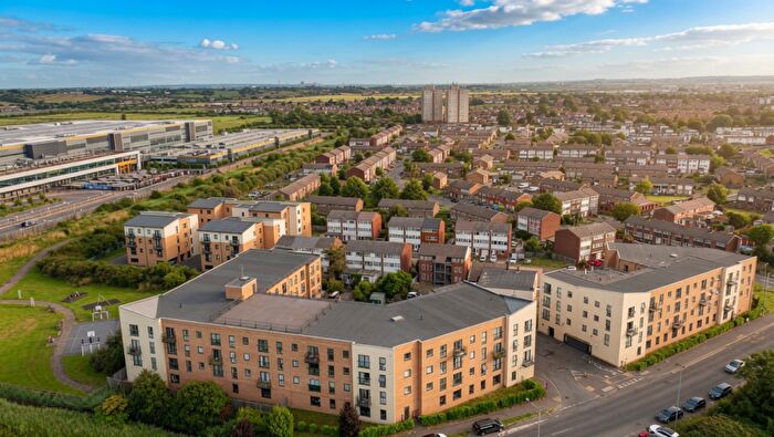 1 Bedroom Flat For Sale In The Quays, Dock Road, Tilbury, RM18