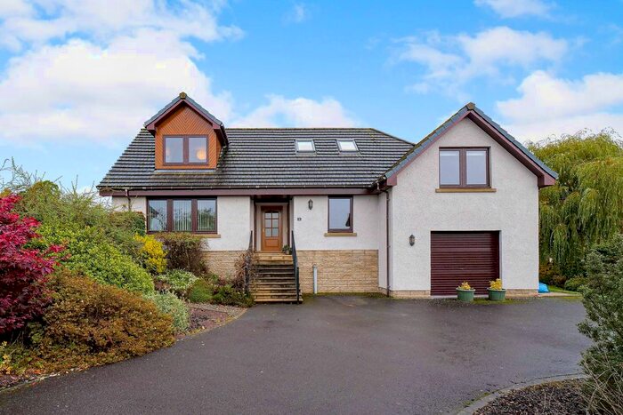 5 Bedroom Detached House For Sale In Bramblefield, Crieff PH7