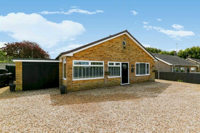 2 Bedroom Detached Bungalow For Sale In West Head Road, Stow Bridge, King's Lynn, PE34