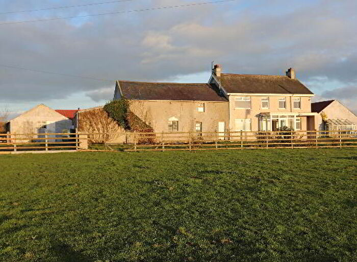 4 Bedroom Detached FarmHouse For Sale In Drumeil Road, Coleraine, BT51
