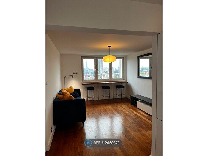 2 Bedroom Flat To Rent In Radnor St, London, EC1V