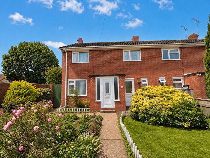 3 Bedroom End Of Terrace House For Sale In Brookway, Whipton, Exeter, EX1