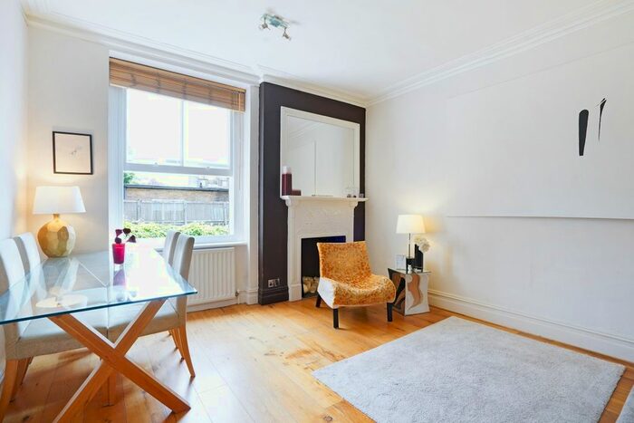 2 Bedroom Flat To Rent In Fawcett Street, London, SW10