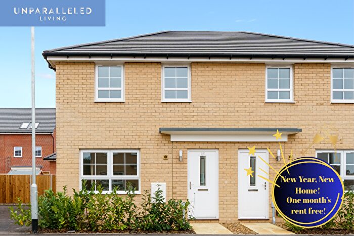 3 Bedroom Semi Detached House To Rent In Woodlands Heath, Rackheath, NR13