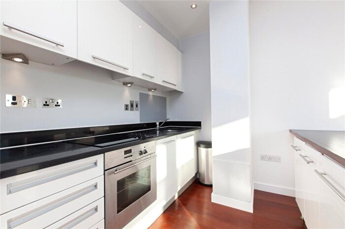 1 Bedroom Flat To Rent In Pentonville Road, Islington, N1