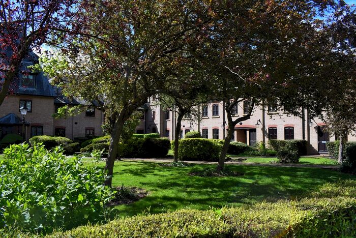 1 Bedroom Flat To Rent In River Meads, Ware, SG12