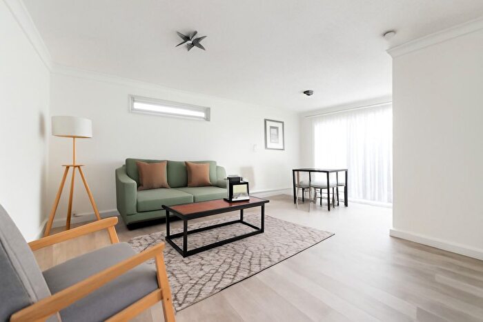 3 Bedroom Terraced House To Rent In Radbourne Crescent, London, E17