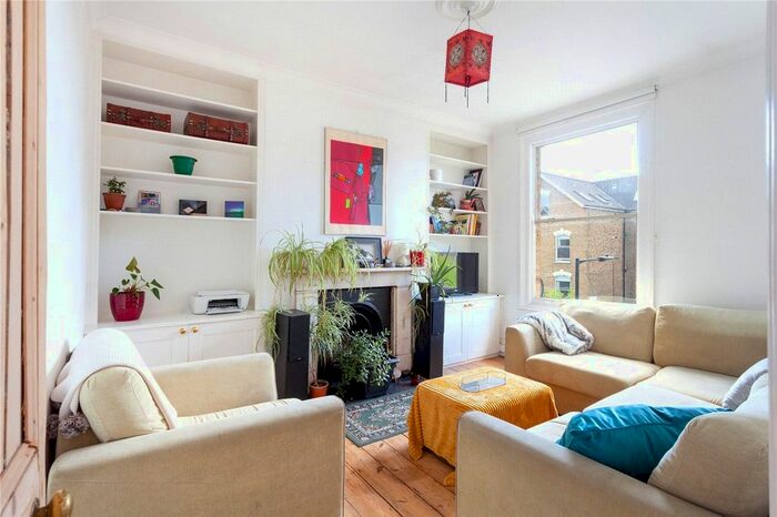 2 Bedroom Flat To Rent In Wilberforce Road, London, N4