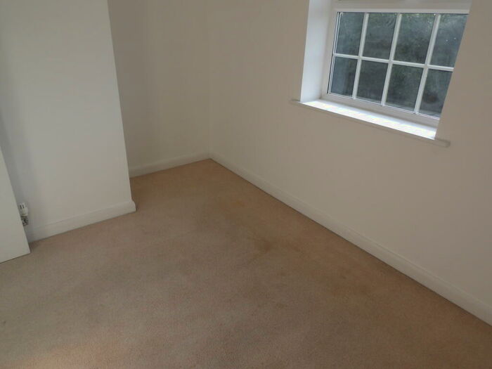 4 Bedroom House To Rent In Royal Walk, BB2