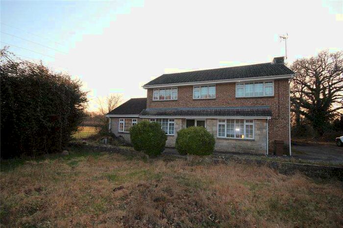 4 Bedroom Detached House To Rent In Three Cross Road, West Moors, Wimborne, Dorset, BH21