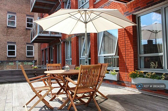 1 Bedroom Flat To Rent In Kilmuir House, Epsom, KT17