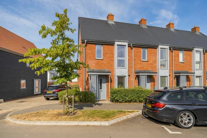 2 Bedroom End Of Terrace House To Rent In Conningbrook Avenue, Kennington, Ashford, TN24