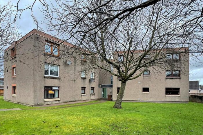 3 Bedroom Flat For Sale In , Milleath Walk, Dyce, Aberdeen, AB21
