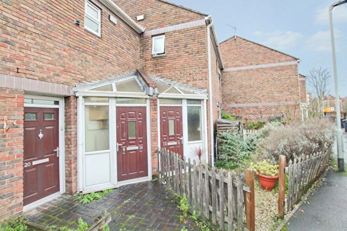 1 Bedroom Apartment To Rent In Fletcher Path, Deptford, SE8