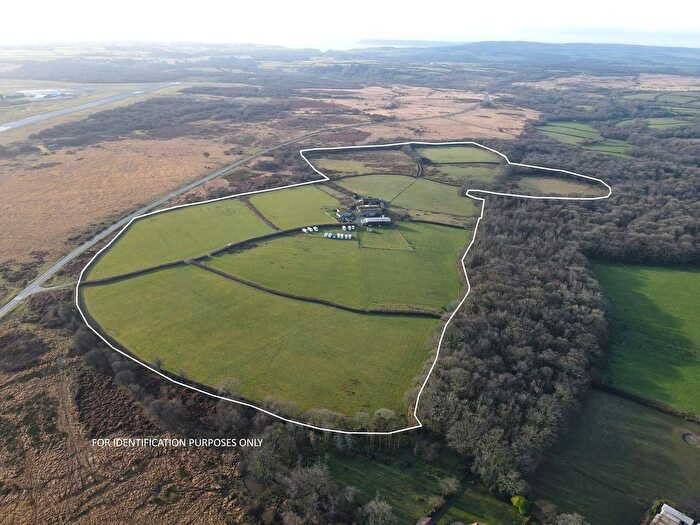 4 Bedroom Farm For Sale In Fairwood, Swansea, SA2