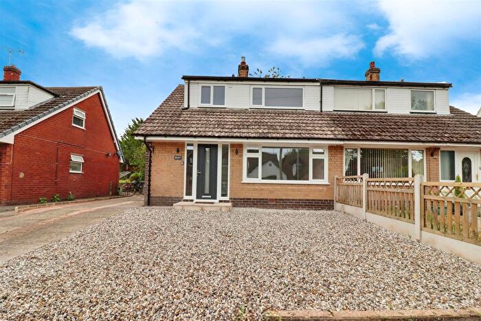 3 Bedroom Semi-detached Bungalow For Sale In Woodside Drive, Sandbach, CW11