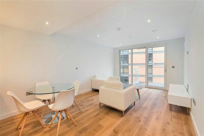 1 Bedroom Flat To Rent In Lambeth High St, Lambeth, London, SE1