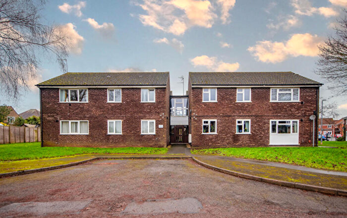 2 Bedroom Apartment To Rent In Blackthorn Close, Kettering, NN16