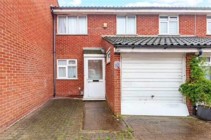 3 Bedroom Terraced House For Sale In Gurney Close, Barking, IG11