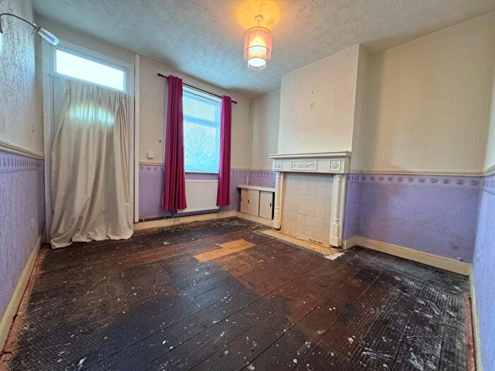 3 Bedroom Terraced House For Sale In Bearwood Hill Road, Winshill, Burton-on-Trent, DE15