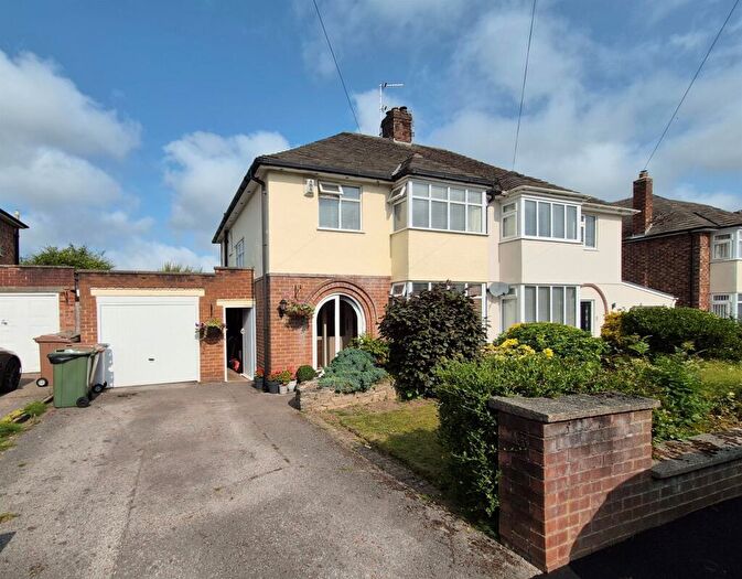 3 Bedroom Semi-Detached House For Sale In Caulfield Drive, Greasby, Wirral, CH49