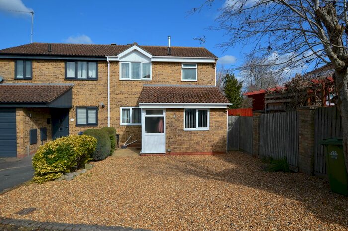 3 Bedroom Semi-Detached House For Sale In Duxford Close, Bowerhill, Melksham, SN12