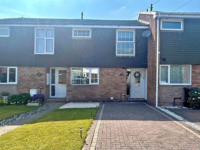 3 Bedroom Terraced House For Sale In Johnson Road, Darlaston, Wednesbury, WS10