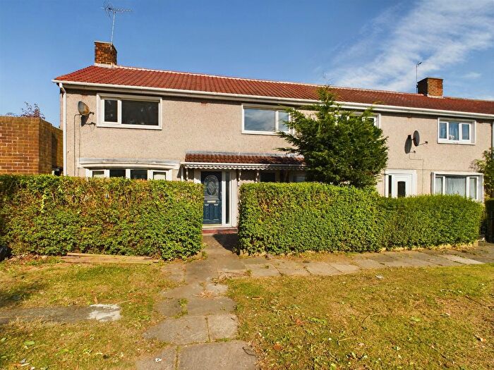 3 Bedroom End Of Terrace House To Rent In Greathead Crescent, Newton Aycliffe, DL5