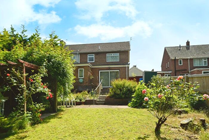 2 Bedroom End Of Terrace House For Sale In West View Crescent, Devizes, SN10