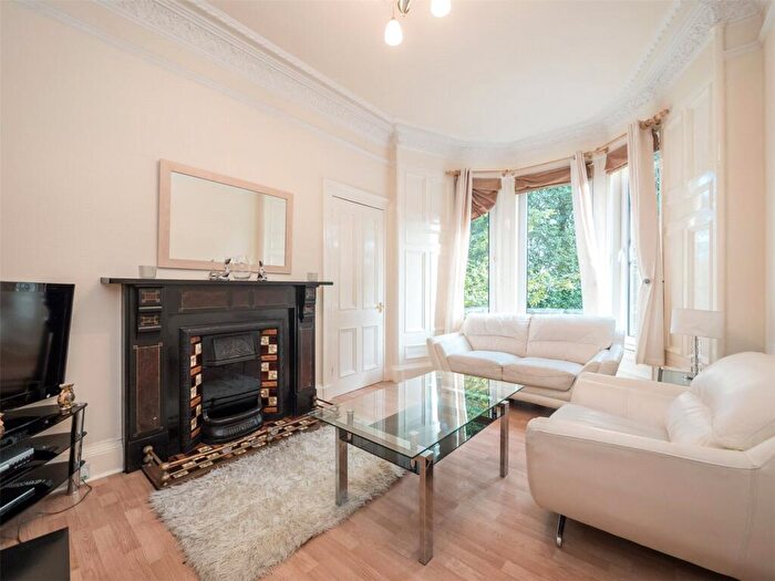 2 Bedroom Flat To Rent In Dalziel Place, Edinburgh, EH7
