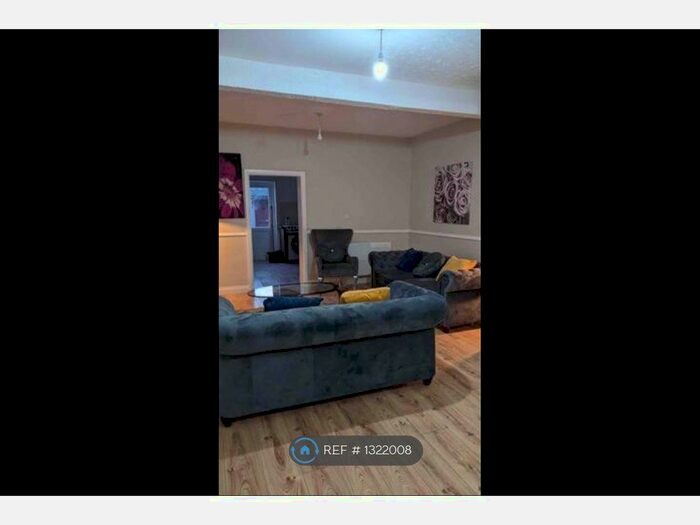 5 Bedroom Terraced House To Rent In Roman Road, London, E6